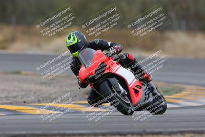 media/Jan-15-2023-SoCal Trackdays (Sun) [[c1237a034a]]/Turn 3 (1115am)/